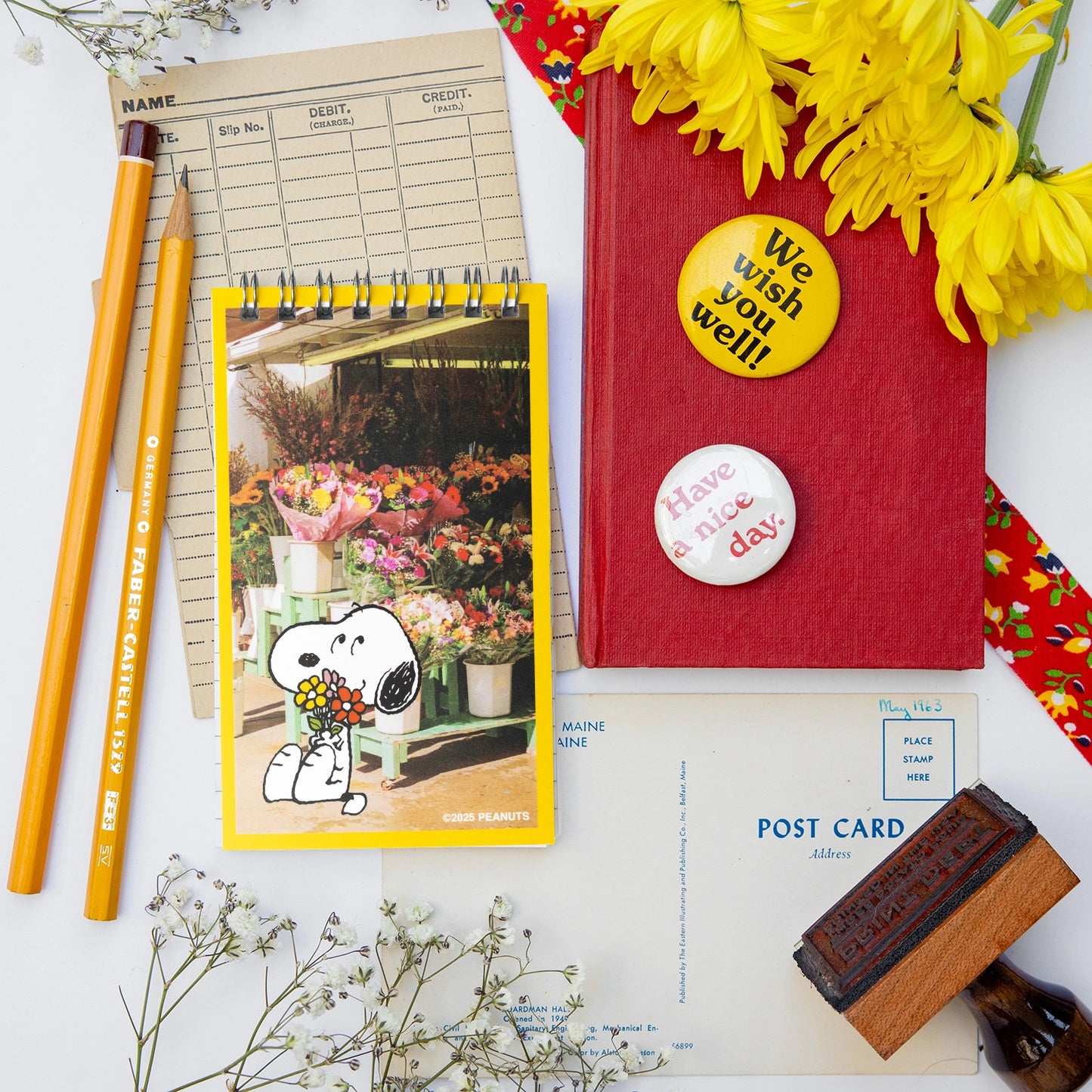 Peanuts® Snoopy Flower Bouquet Mini Notebook