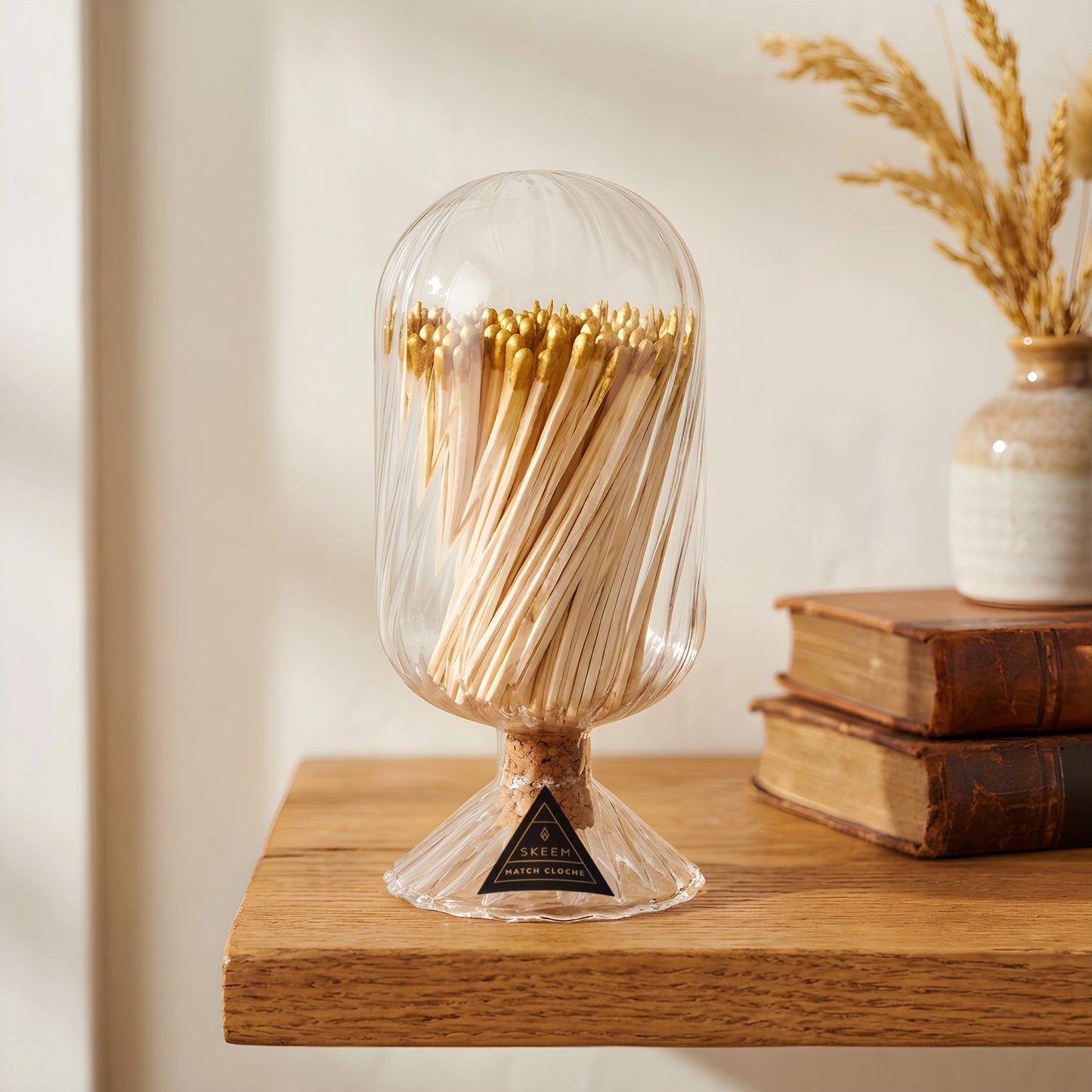 Gold-Tipped Helix Match Cloche