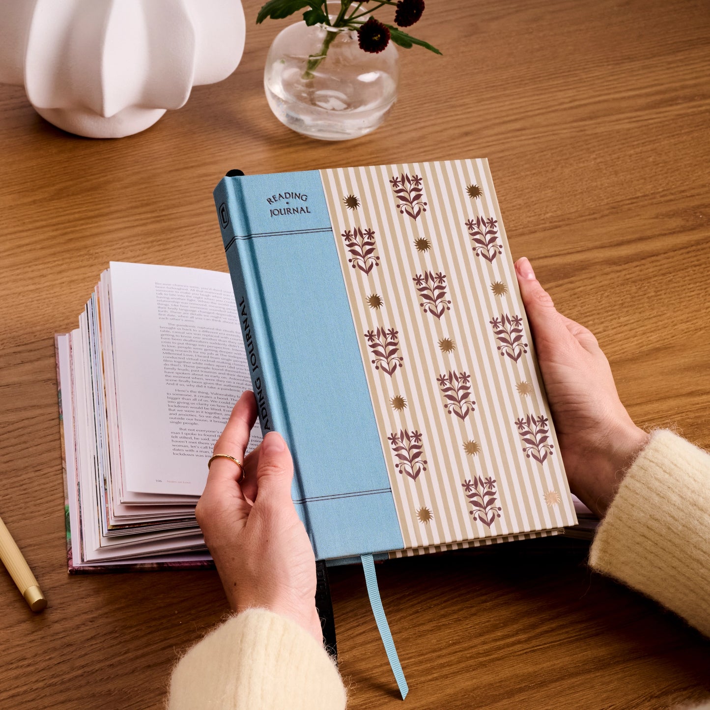 Fleurs Reading Journal