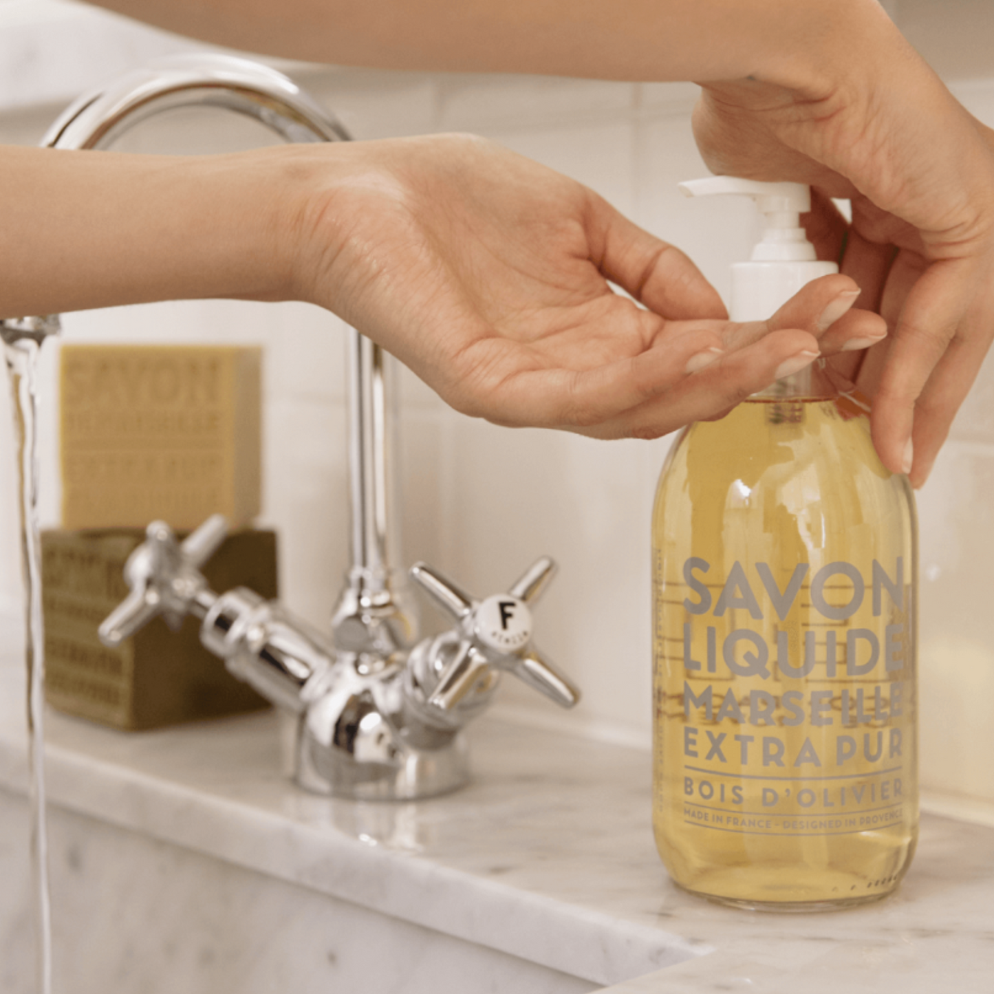 Olive Wood Hydrating Liquid Soap by Compagnie de Provence