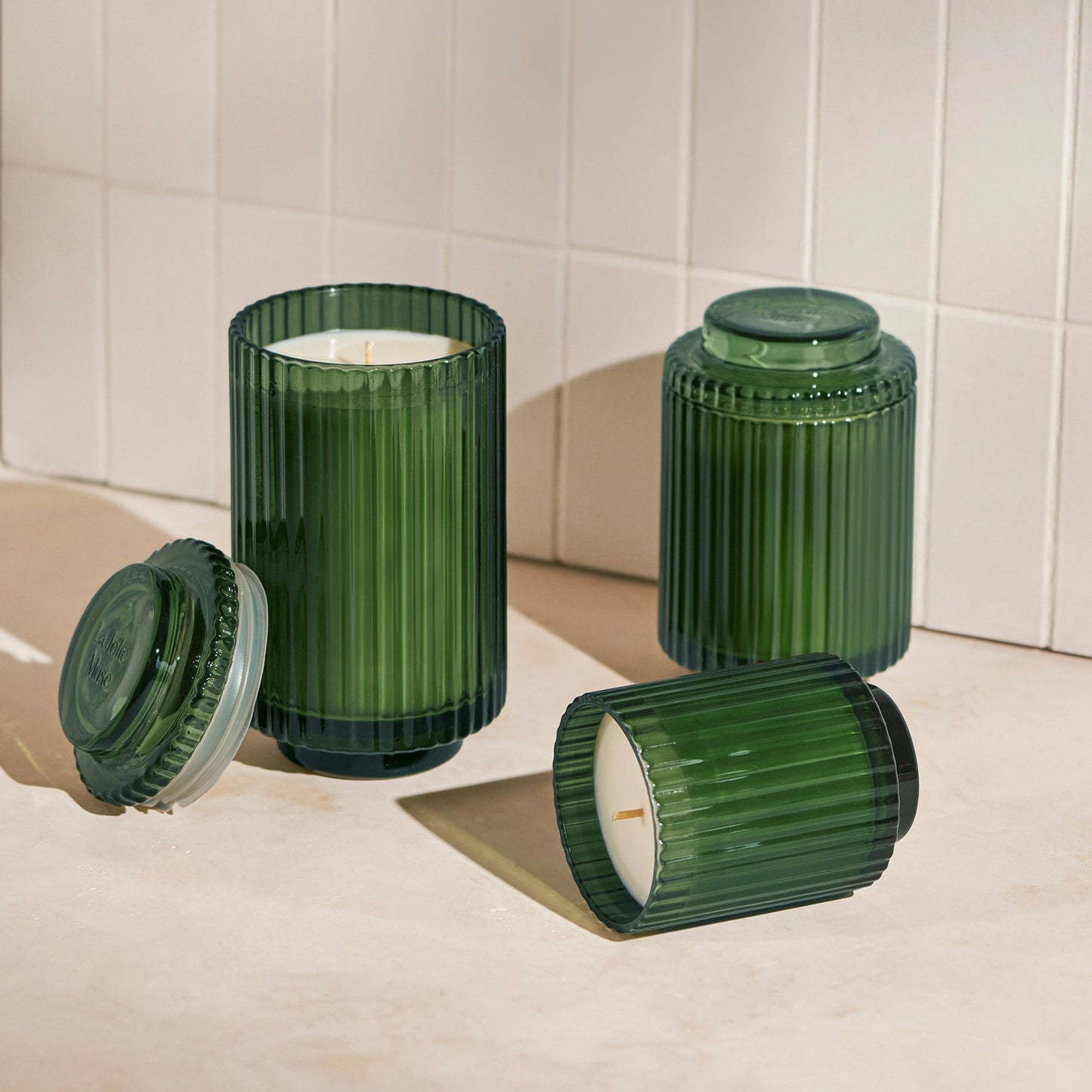 Pomegranate & Pine Amélie Candle
