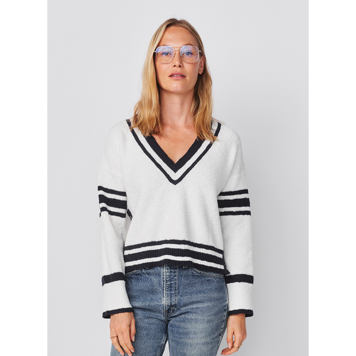 V-Neck Striped Hem Sweater