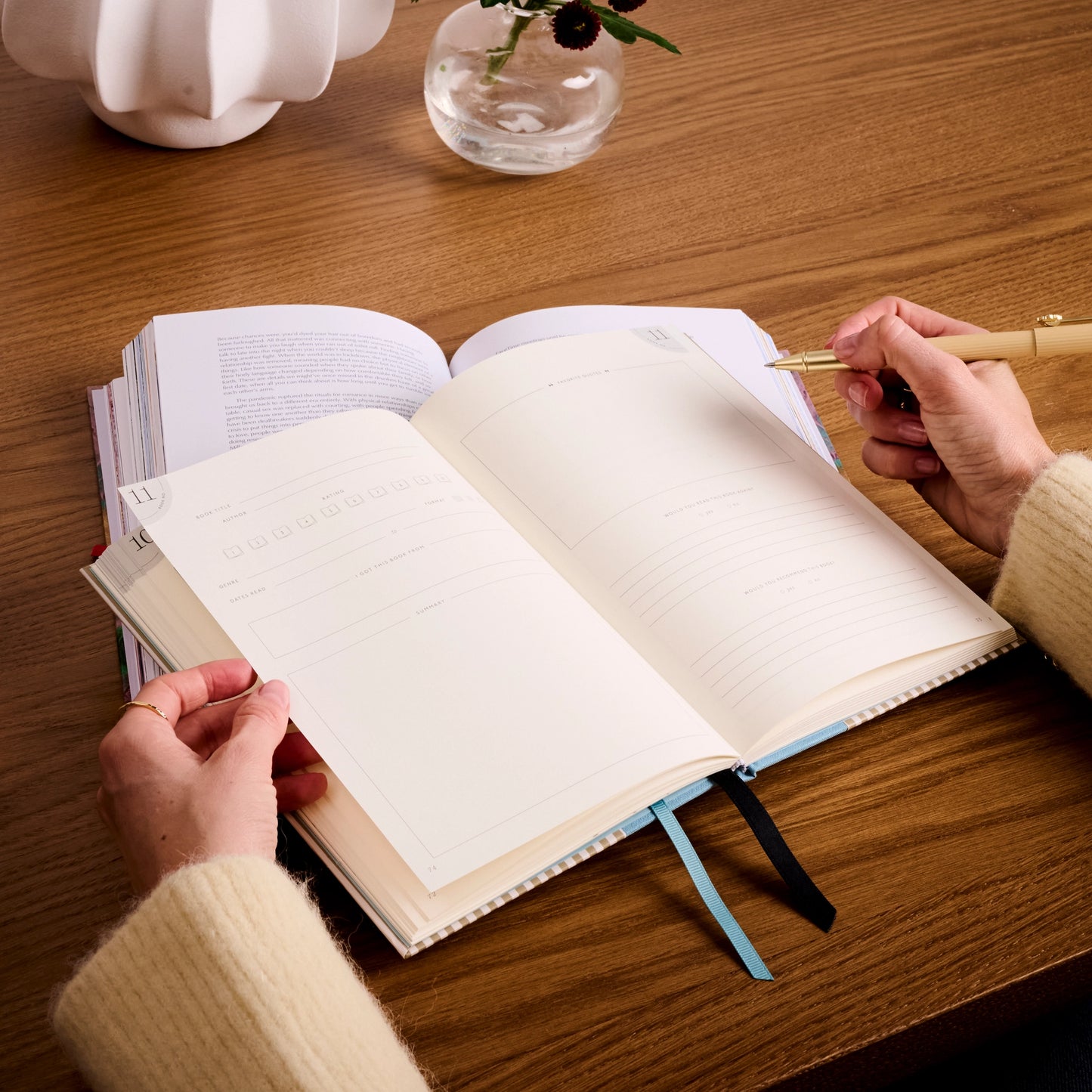 Fleurs Reading Journal