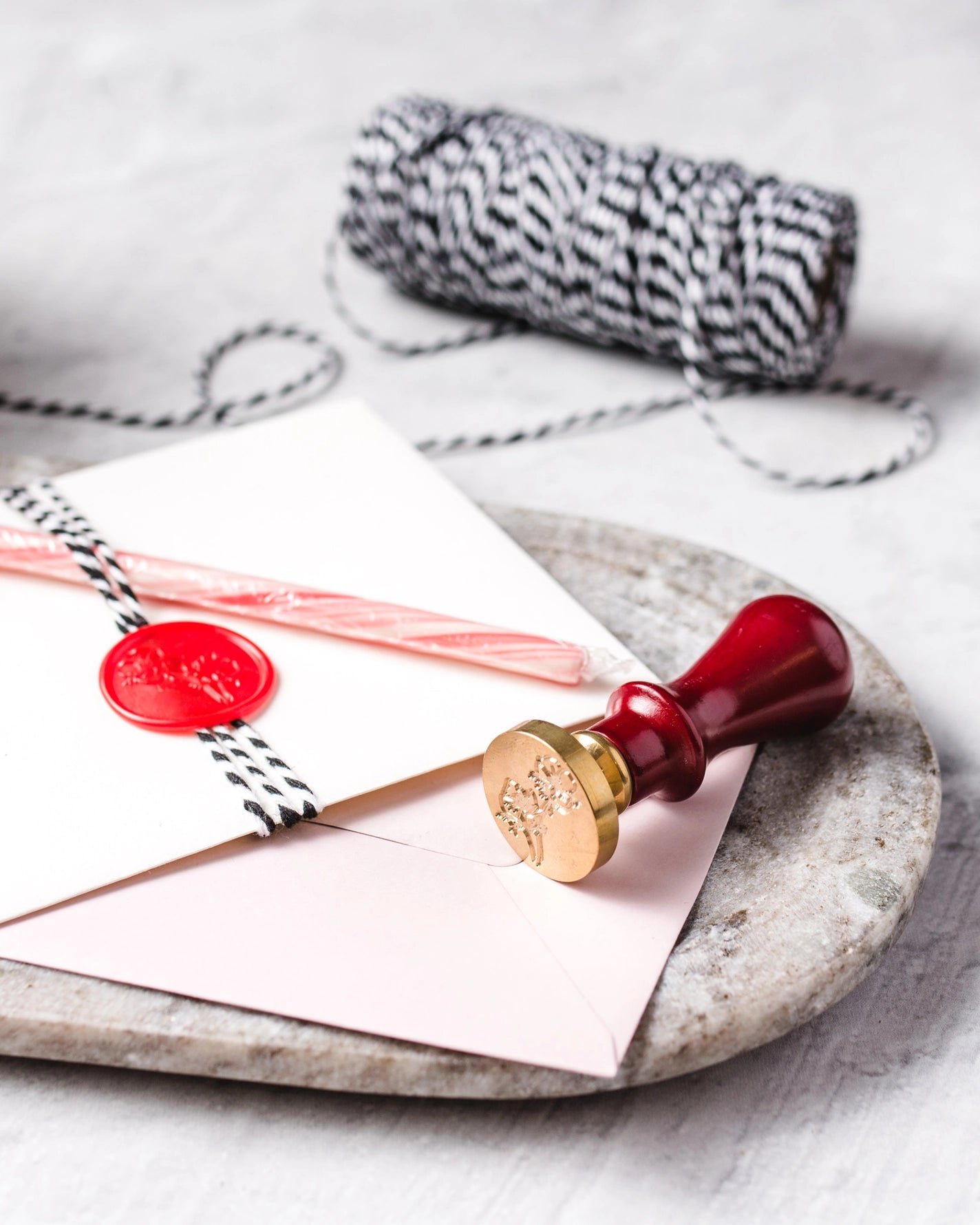 Wax Seal Stamp and Wax Stick Set in Poppy
