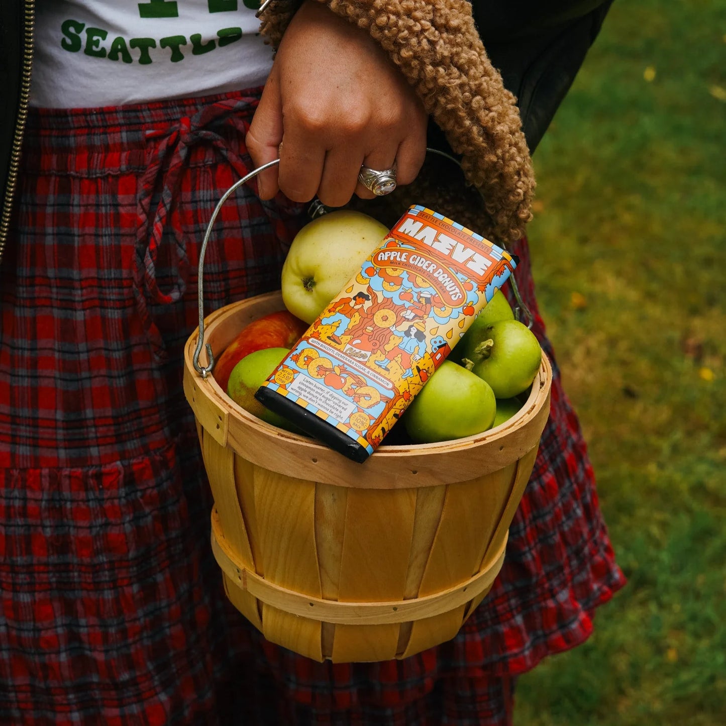 Apple Cider Donuts Truffle Bar